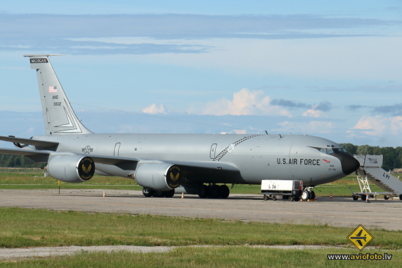 Boeing KC-135T Stratotanker (717-148)